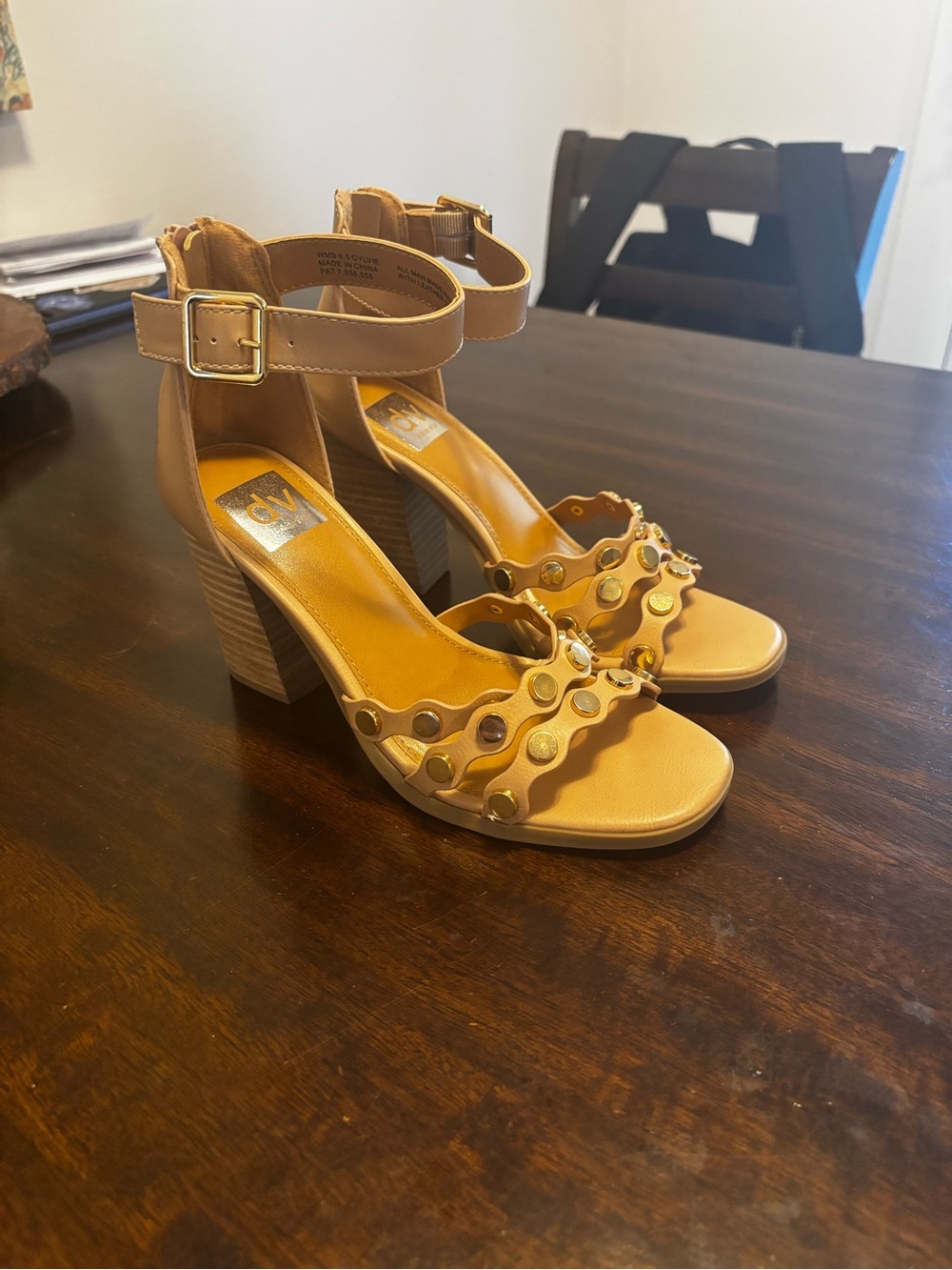 Ankle-Strap Block Heel Sandals in Tan